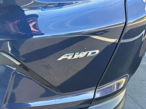 Used 2019 Honda CR-V LX image 5