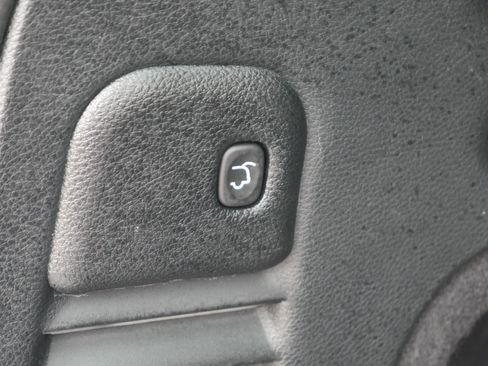 Used 2018 Jeep Grand Cherokee Limited image 27