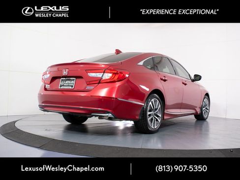 Used 2020 Honda Accord Touring image 6