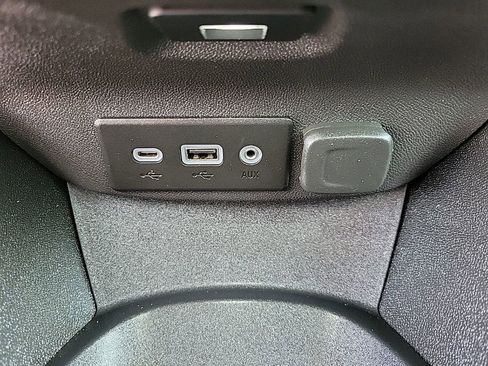 Used 2023 Chevrolet Malibu LS FWD image 15