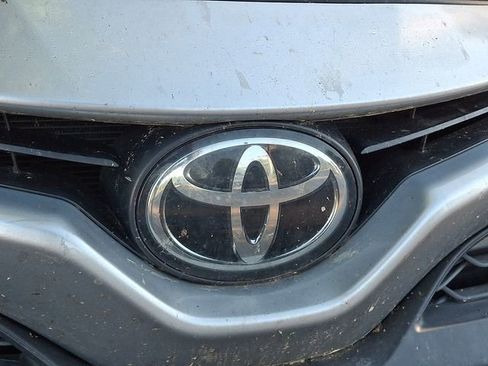 Used 2021 Toyota Camry SE FWD image 4