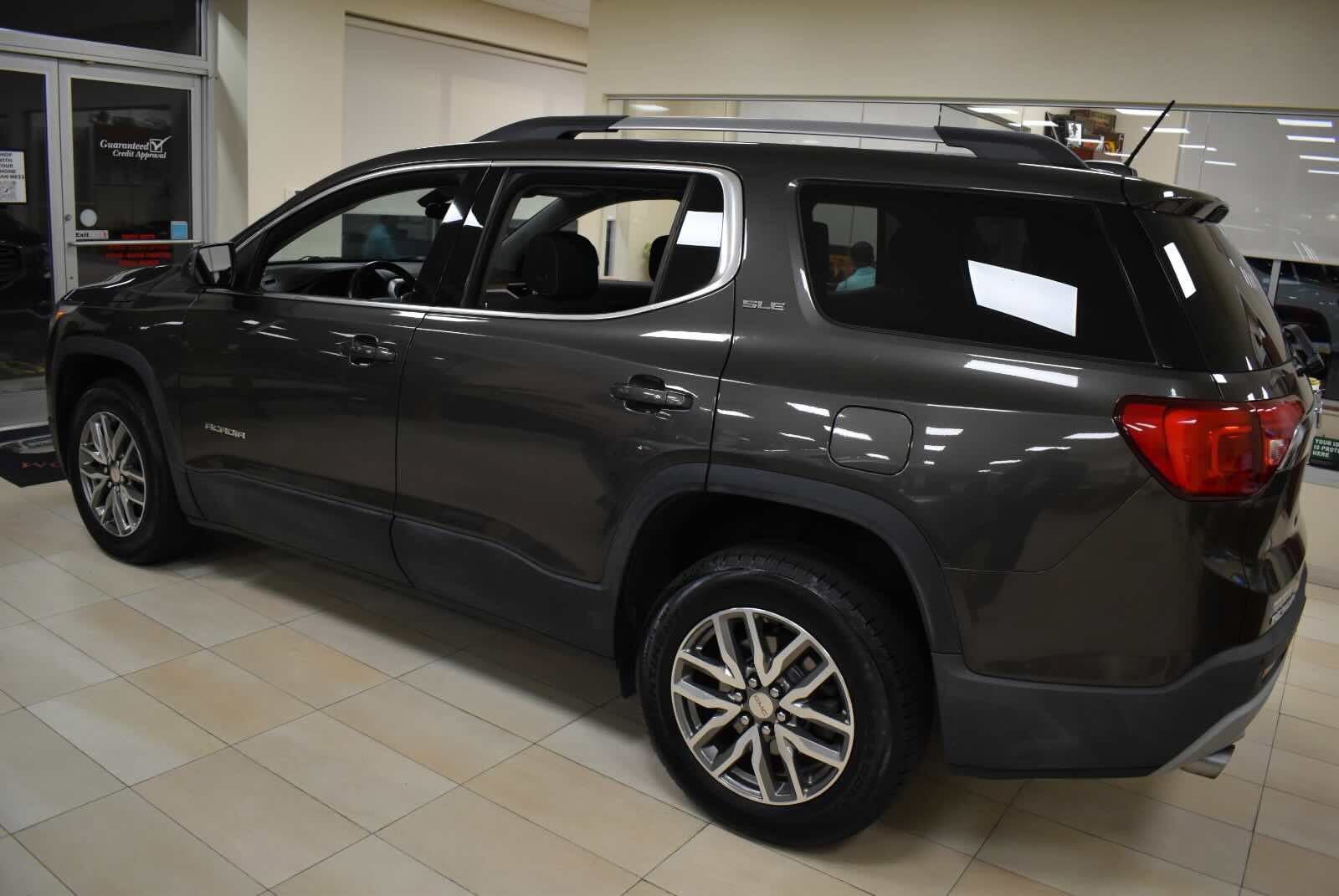 Used 2019 GMC Acadia SLE w/ Driver Alert Package I AWD/4WD image 7