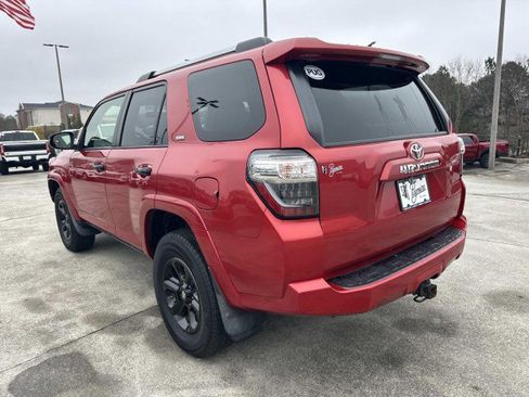Used 2019 Toyota 4Runner SR5 image 5