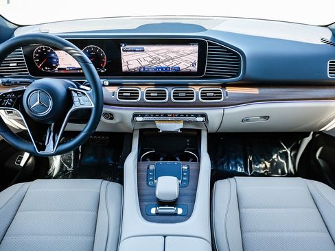 New 2026 Mercedes-Benz GLE 580 4MATIC image 10