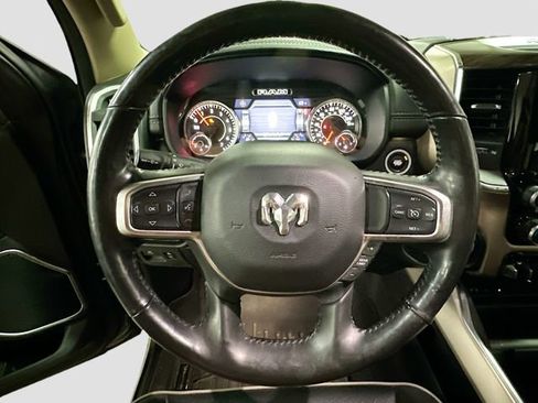 Used 2019 RAM 1500 Laramie image 12