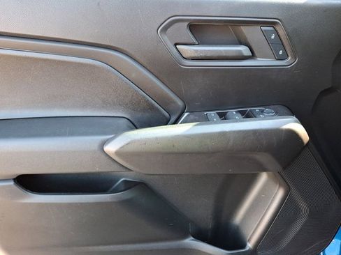 Used 2024 Chevrolet Colorado Trail Boss w/ Technology Package image 16