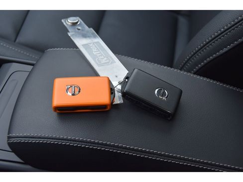 Certified 2025 Volvo XC40 B5 Core w/ Protection Package Premier image 39