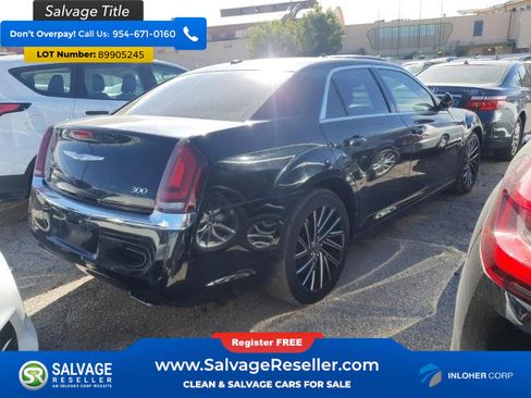 Used 2013 Chrysler 300 w/ Driver Convenience Group image 4