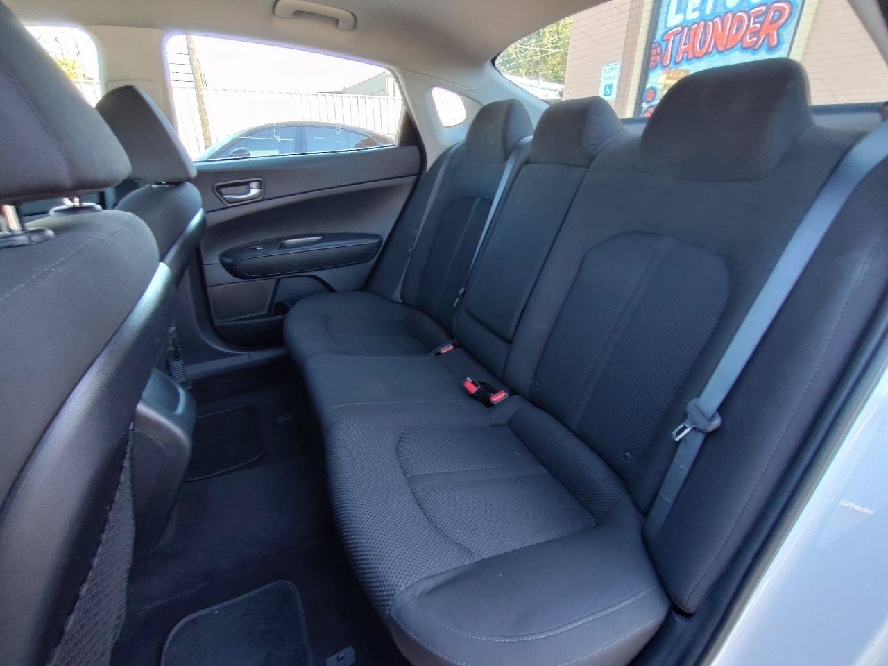 Used 2019 Kia Optima LX FWD image 33