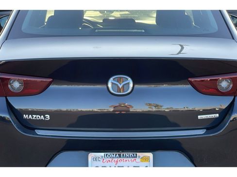 Certified 2022 MAZDA MAZDA3 s image 45