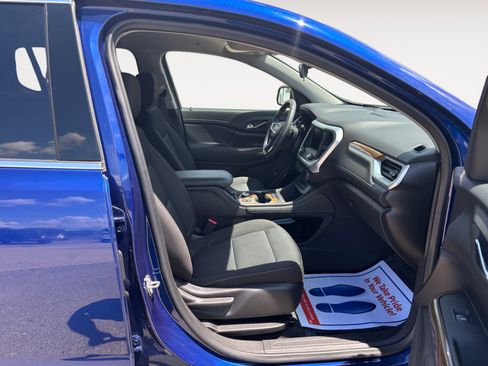 Used 2023 GMC Acadia SLE w/ Driver Convenience Package image 15