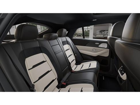 New 2026 Mercedes-Benz GLE 53 AMG 4MATIC Coupe image 5