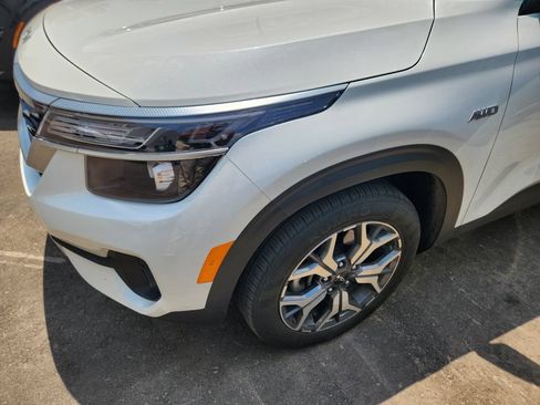 Certified 2023 Kia Seltos EX AWD/4WD image 21