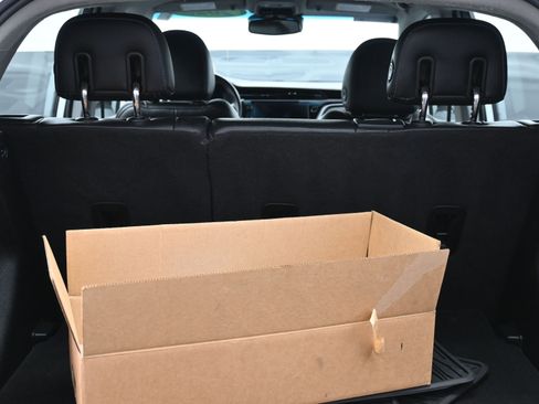 Used 2023 Chevrolet Bolt LT w/ Infotainment Package image 16