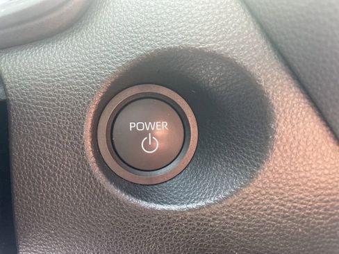 Used 2025 Toyota Corolla Cross AWD Hybrid image 23