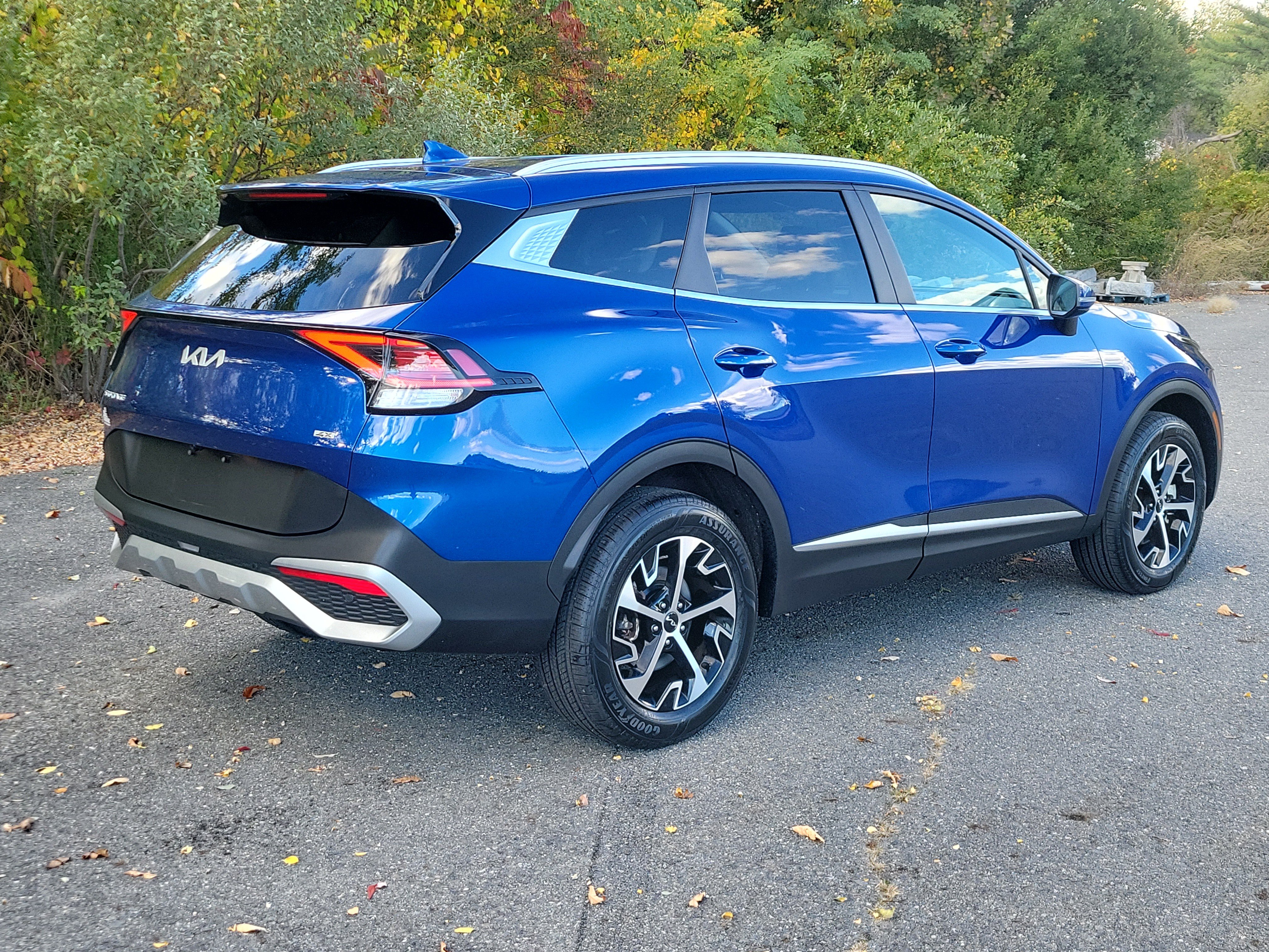 Used 2024 Kia Sportage EX AWD/4WD image 5