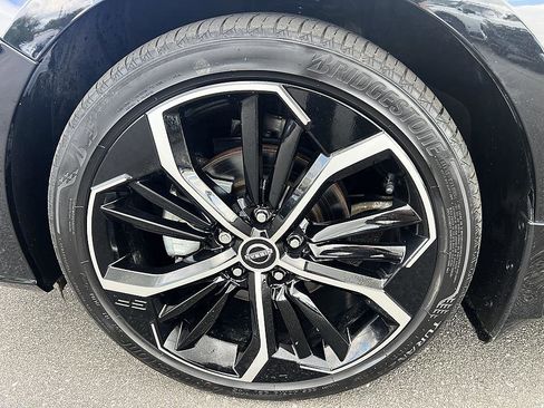 Certified 2023 Nissan Altima 2.5 SR w/ SR Premium Package image 9