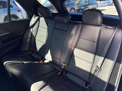 Used 2025 Mercedes-Benz GLE 350 GLE 350 image 24