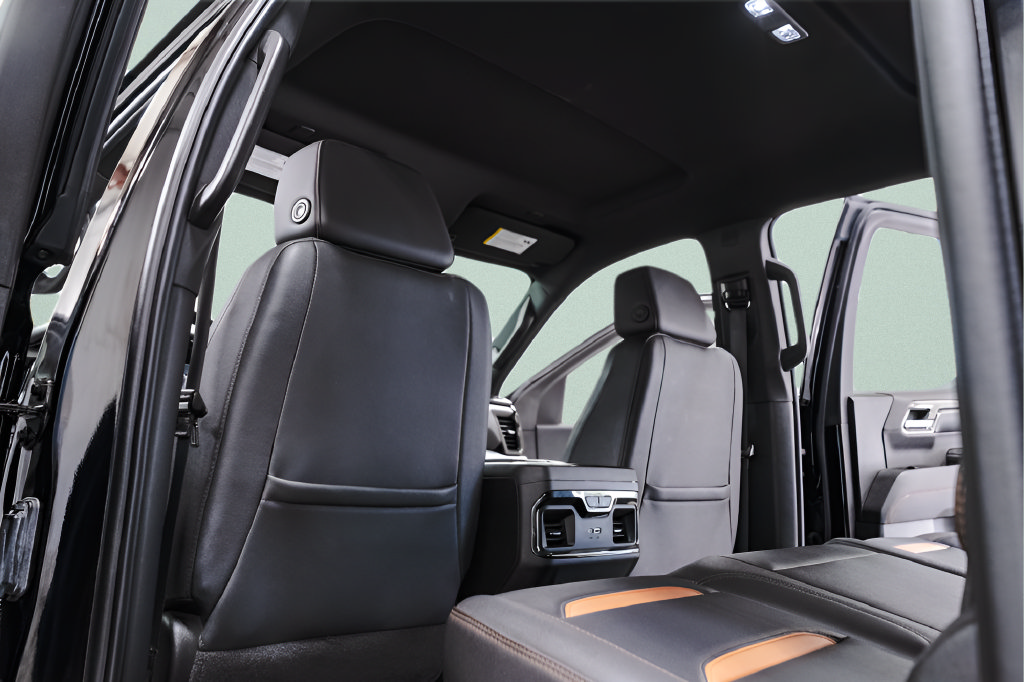 Used 2023 GMC Sierra 1500 AT4 AWD/4WD image 30