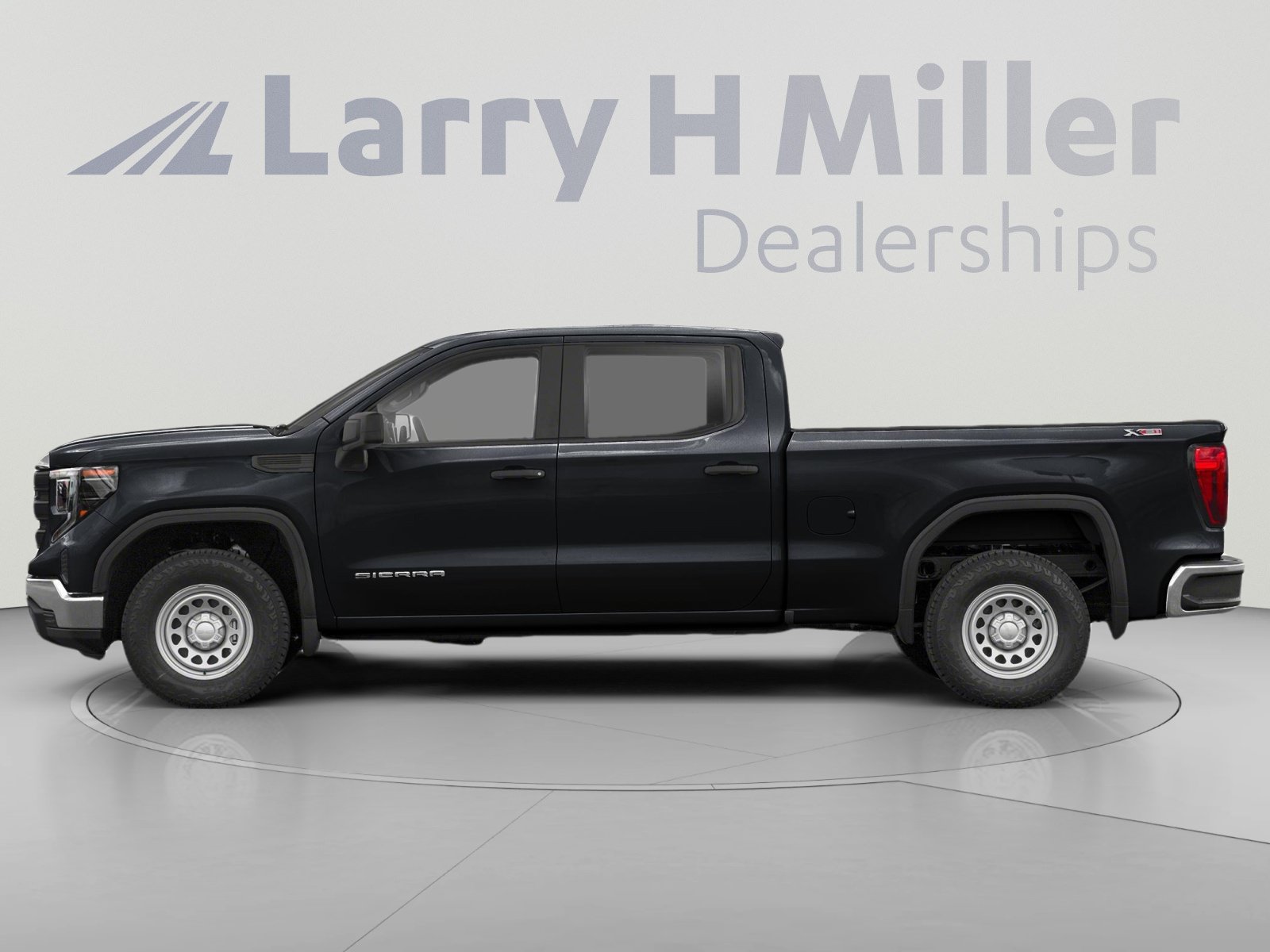 Used 2023 GMC Sierra 1500 Elevation w/ LPO, Elevation Black Package AWD/4WD image 3