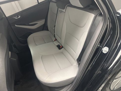Used 2022 Hyundai Ioniq SE image 13
