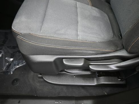 Used 2021 Chevrolet Traverse LS image 15