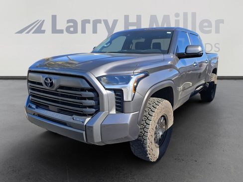 Used 2025 Toyota Tundra SR5 image 2
