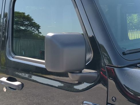 New 2025 Jeep Gladiator Sport image 10