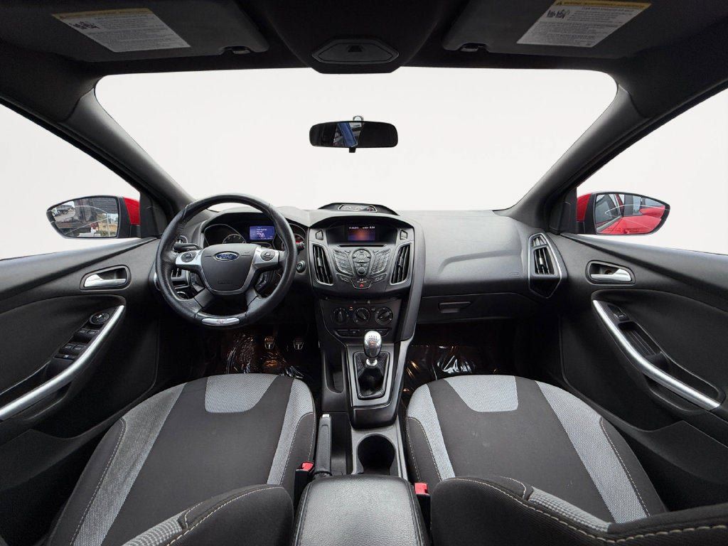 Used 2013 Ford Focus ST FWD image 21