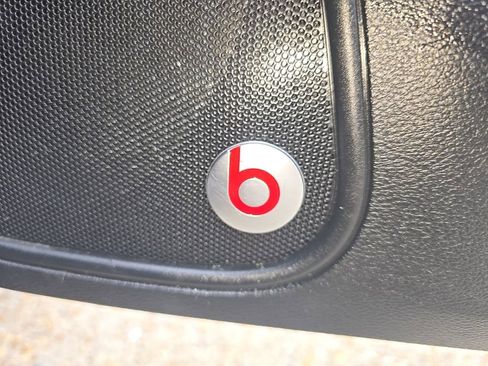 Used 2017 Chrysler 300 S w/ S Model Appearance Package image 31