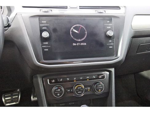 Used 2021 Volkswagen Tiguan SE R-Line FWD image 24