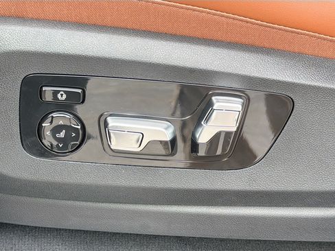 New 2027 BMW X7 xDrive40i w/ Executive Package AWD/4WD image 27