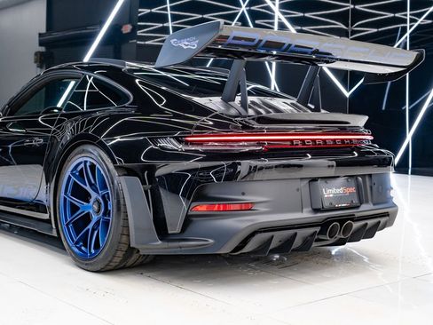 Used 2025 Porsche 911 GT3 RS w/ Weissach Package RWD image 3