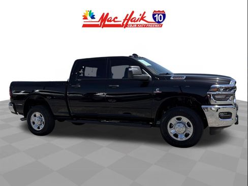 Used 2025 RAM 2500 Tradesman AWD/4WD image 4