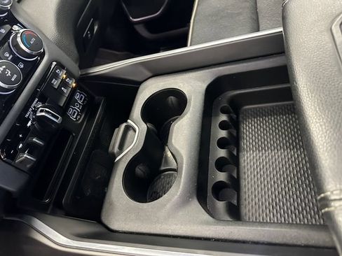 Used 2022 RAM 1500 Laramie AWD/4WD image 35