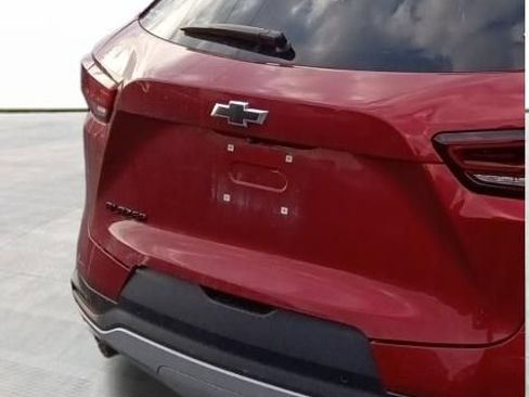 Used 2024 Chevrolet Blazer LT w/ Midnight/Sport Edition image 8