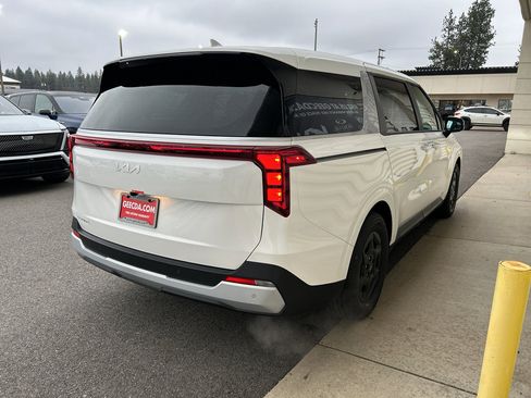 New 2026 Kia Carnival LXS image 4