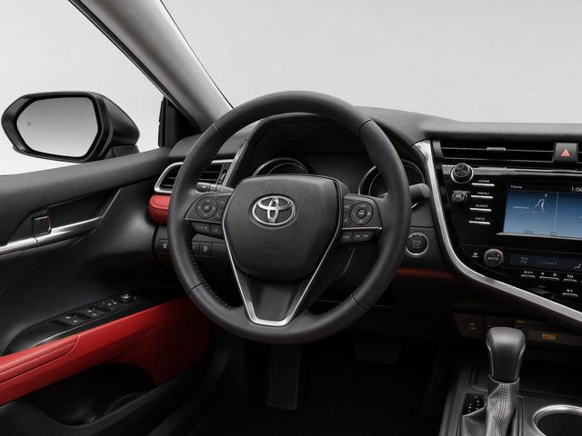 Used 2018 Toyota Camry XSE FWD image 20