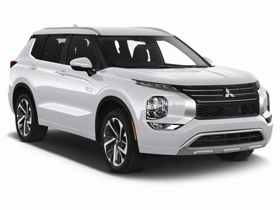 Used 2024 Mitsubishi Outlander SE