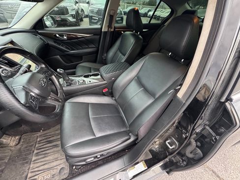 Used 2018 INFINITI Q50 Luxe w/ Essential Package (3.0T Luxe) AWD/4WD image 16