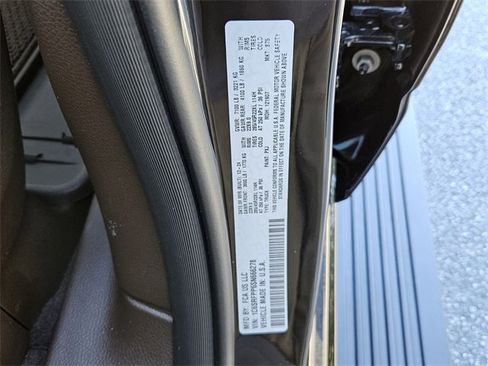 New 2025 RAM 1500 Limited image 7