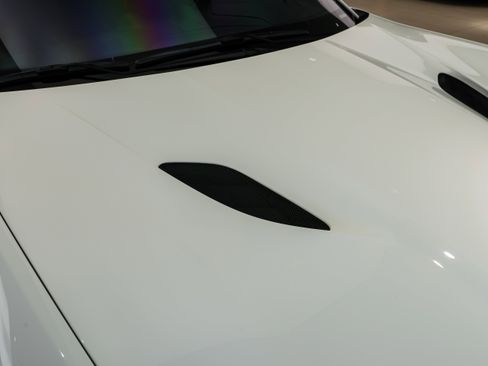 Used 2020 Ferrari Portofino image 19