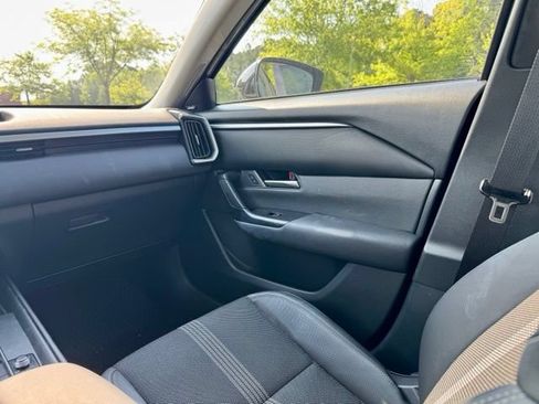 Used 2025 MAZDA CX-50 AWD 2.5 S w/ Weather Package image 23