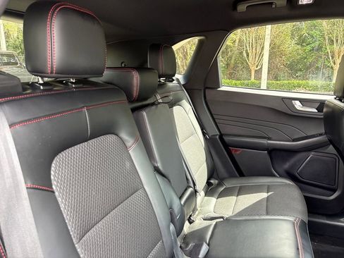 Certified 2024 Ford Escape ST-Line w/ Tech Pack #1 image 29