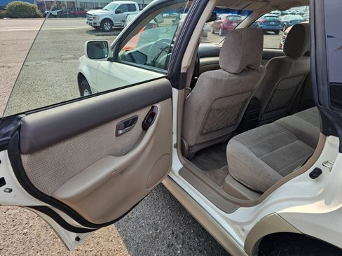 Used 2004 Subaru Outback H6 35th Anniversary Edition AWD/4WD image 15