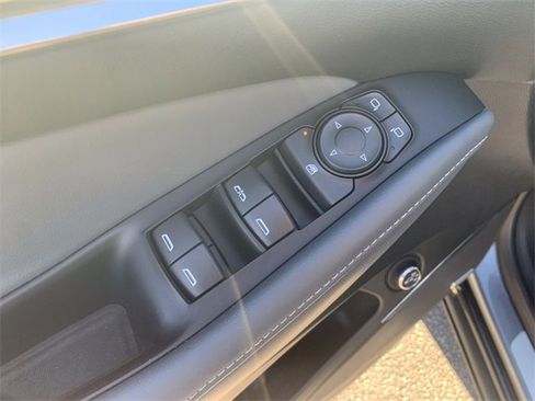 Certified 2020 Buick Enclave Essence w/ Sound and Sites Package image 22