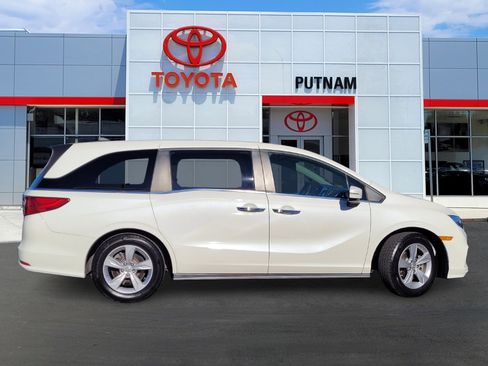 Used 2019 Honda Odyssey EX image 3