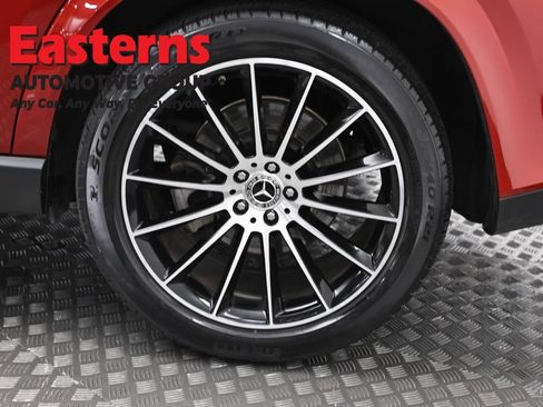 Used 2023 Mercedes-Benz GLE 450 4MATIC w/ AMG Line Exterior image 36