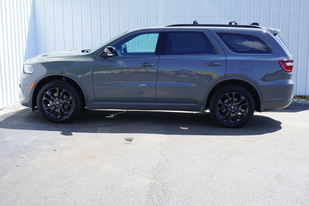 Used 2023 Dodge Durango GT AWD/4WD image 3