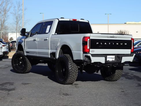 Used 2026 Ford F250 Platinum w/ Platinum Plus Package AWD/4WD image 3